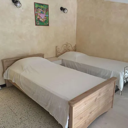 Holiday home Maison 3 Pieces, Mezzanine, 6 Couchages, Terrasse, Clim, A 80m De La - - Fr-1-229c-88 *