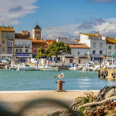 Maison 3 Pieces, Mezzanine, 6 Couchages, Terrasse, Clim, A 80m De La - - Fr-1-229c-88 Holiday home Port-la-Nouvelle